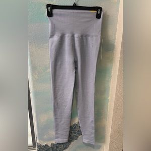 NWT All In Motion Lavender Seamless Workout Leggings